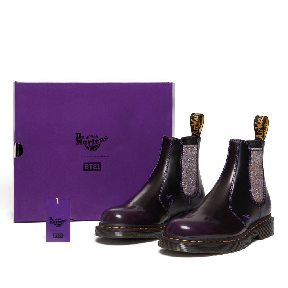 紫色魔力來臨！Dr. Martens x BT21 聯名系列即將發布，可愛細節翻玩藝術經典！