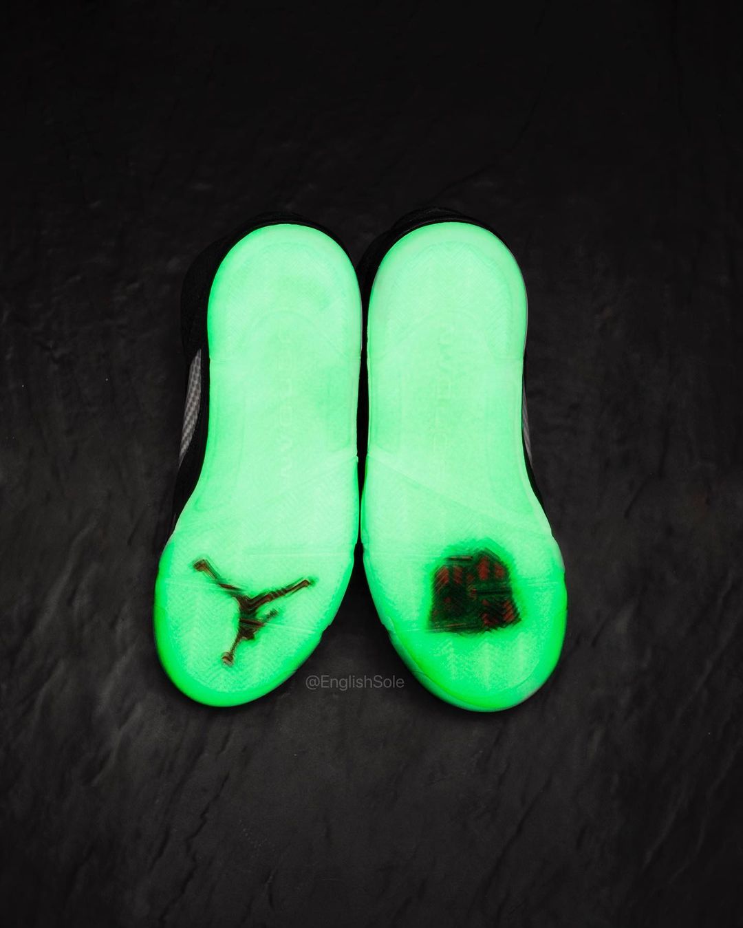 凱德大叔限定！近賞 Mark Wahlberg 專屬配色 Air Jordan 5 Retro「變形金剛」