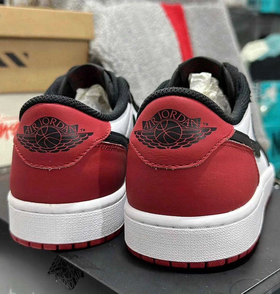 Air Jordan 1 Low OG Black Toe