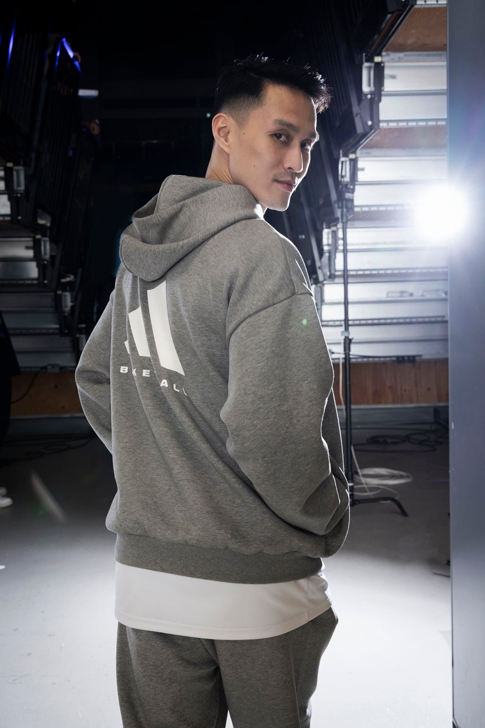 灌籃大賽冠軍劉駿霆、三分球王盧冠軒搶先著用！T1 明星賽球星演繹 adidas Basketball 第二彈休閒系列