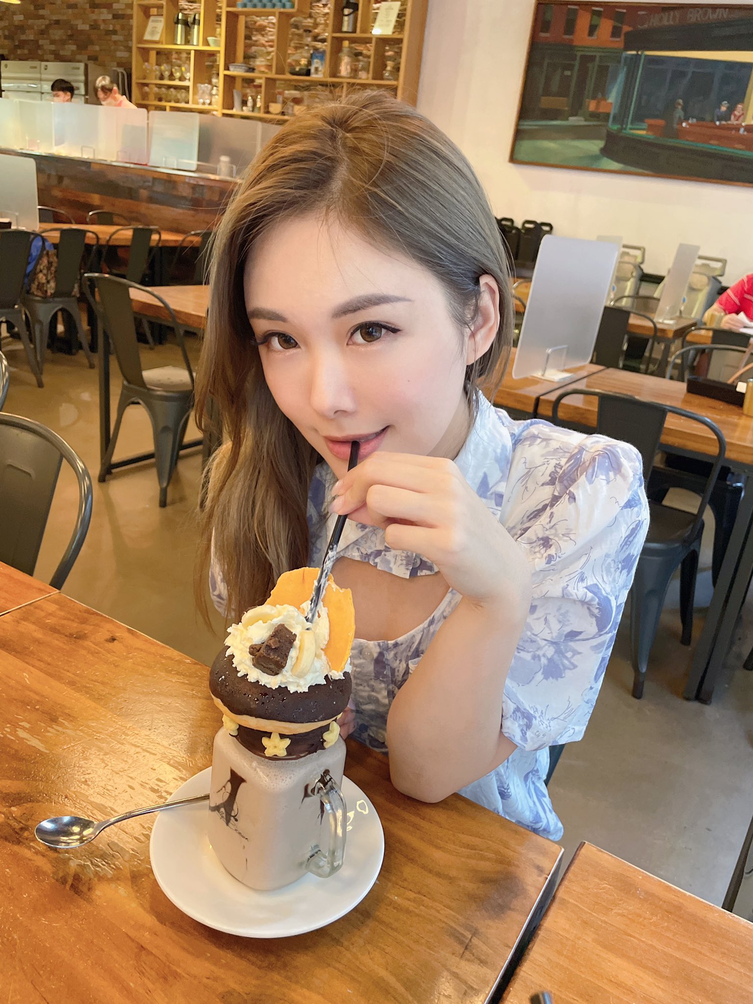 AV 震撼彈又一發！首位香港人在日本片商出道，絵麗奈 將於 FALENO 發行首部力作