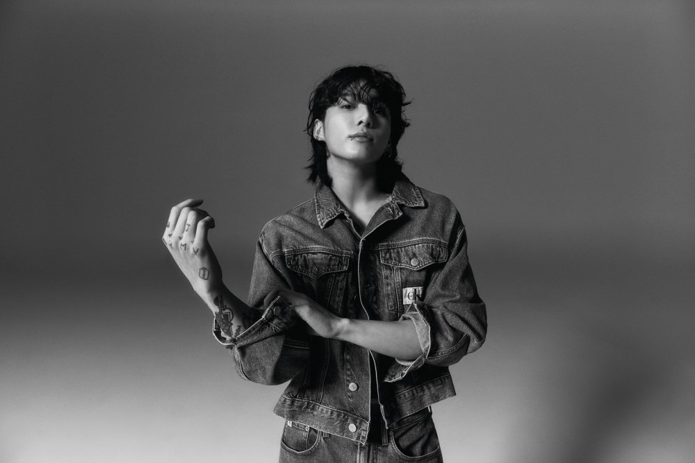 以為 Jennie 就夠看？ Calvin Klein 宣布韓國男子天團 BTS 成員柾國成為全球代言人