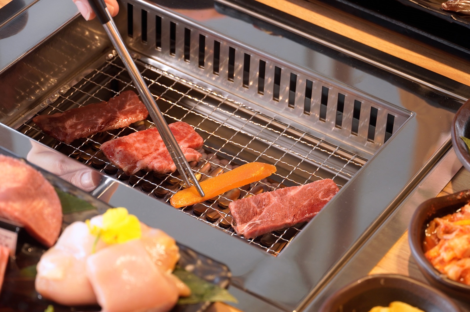 身分證拿出來！馬辣 10 大品牌三月優惠懶人包「名字含4字、身分證中3碼」烏魚子、和牛、藍鑽蝦吃到飽