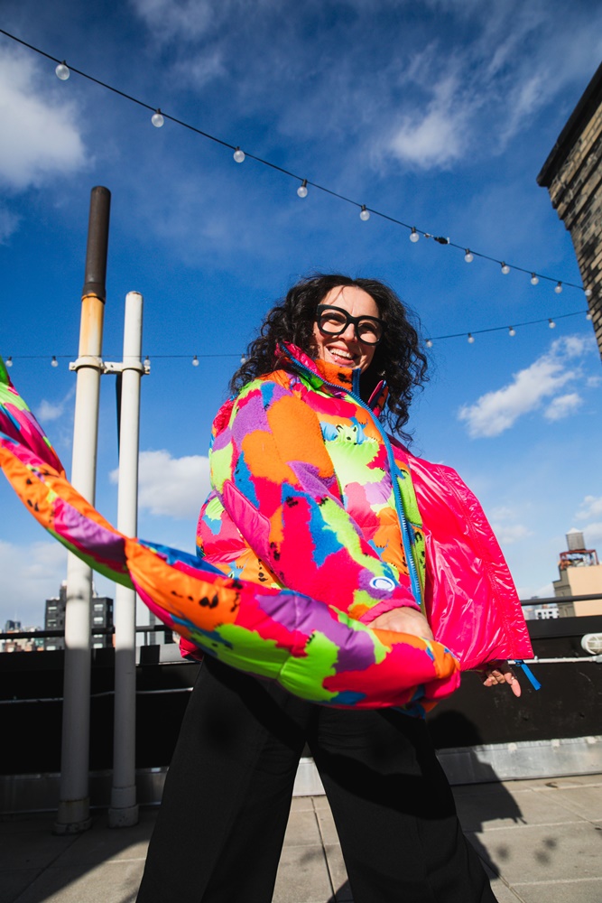 繽紛北極熊上身！ CANADA GOOSE  x 義大利人氣藝術家 Paola Pivi x 北極熊國際協會聯名系列登場