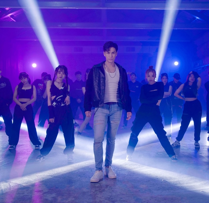 攜手 米亞若、GINO 獻聲！電音唱作人 DAPUN 新作〈有你陪〉正式發行，其中竟還隱藏驚喜彩蛋