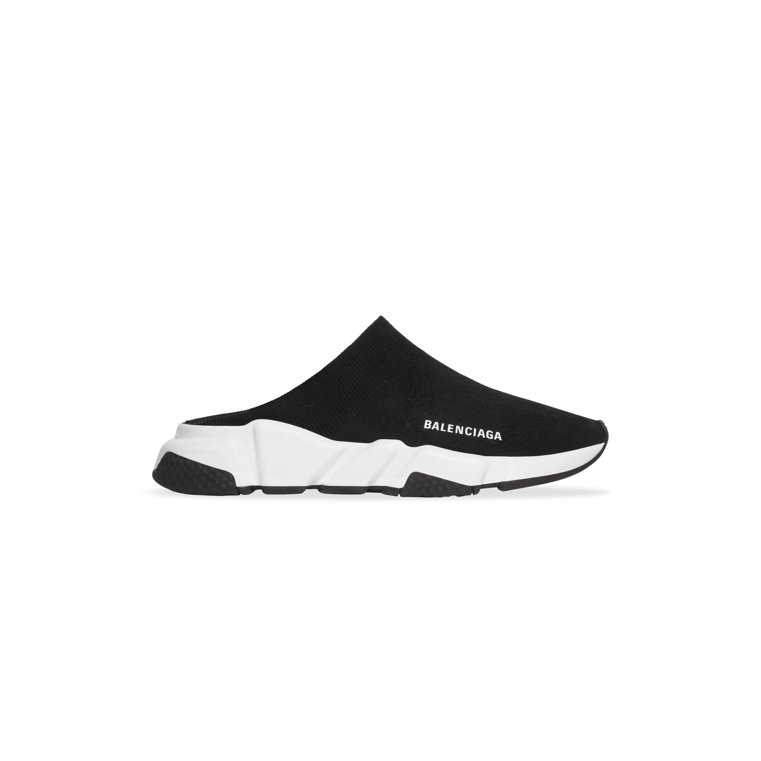 懶人輪廓有望再成爆款？Balenciaga 推出全新「Speed Trainer」變體鞋款！