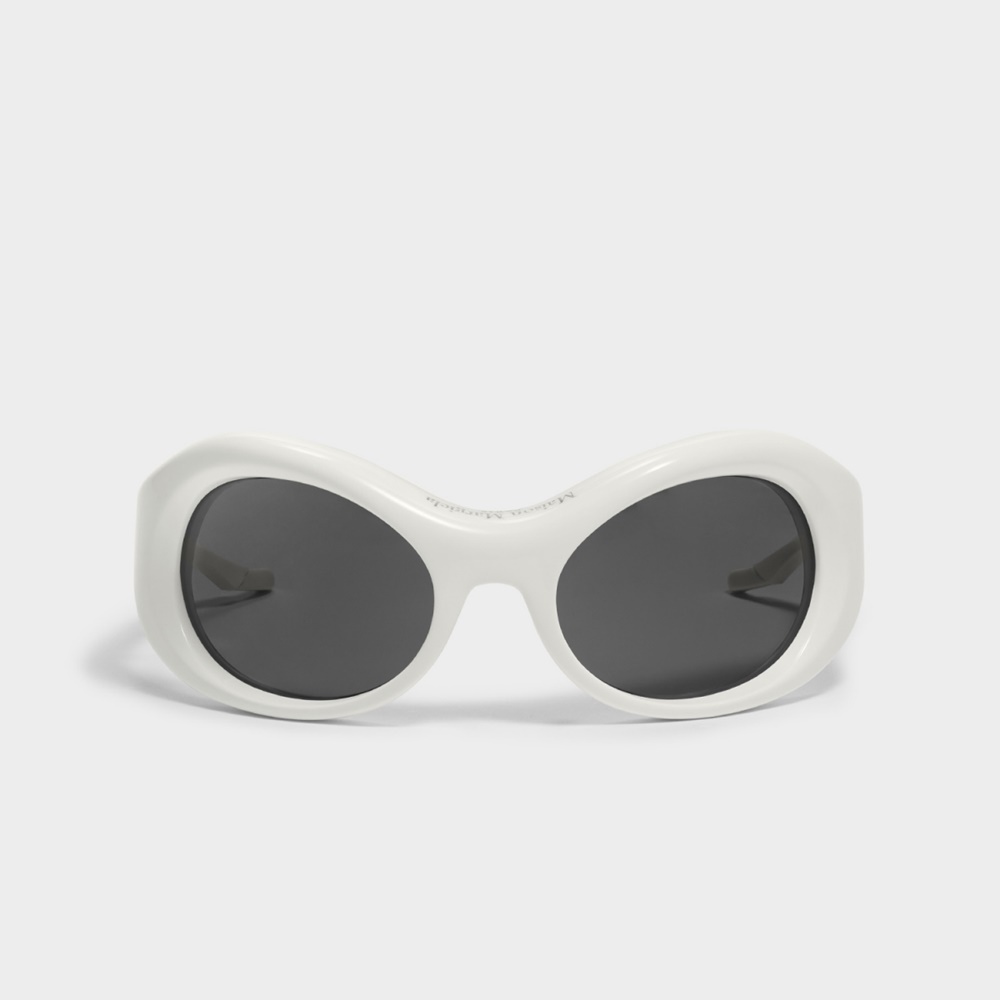 台灣販售資訊｜海外秒殺！ Maison Margiela x Gentle Monster 聯乘限量登台，眼鏡袋就是雲朵手拿包！