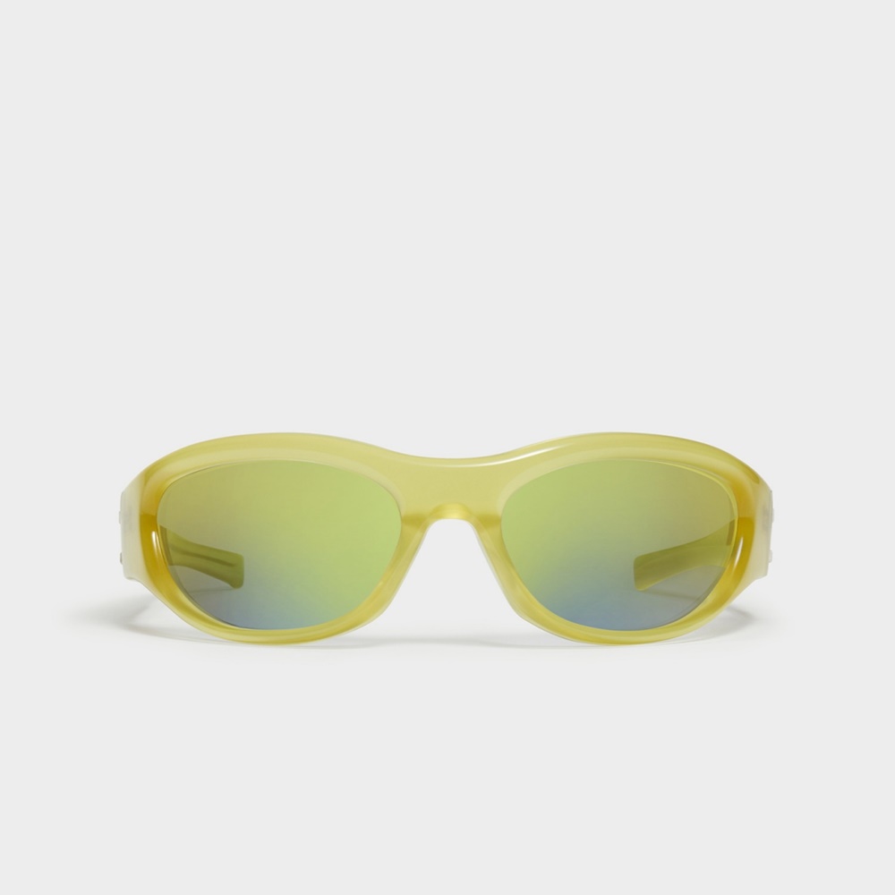 台灣販售資訊｜海外秒殺！ Maison Margiela x Gentle Monster 聯乘限量登台，眼鏡袋就是雲朵手拿包！