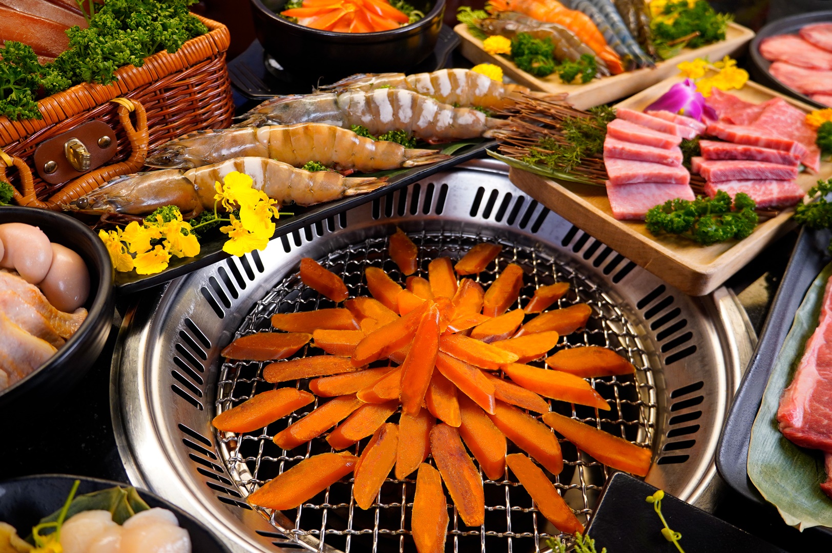 身分證拿出來！馬辣 10 大品牌三月優惠懶人包「名字含4字、身分證中3碼」烏魚子、和牛、藍鑽蝦吃到飽