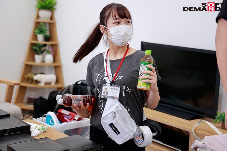 人氣贏過「冠軍新人」！G cup 女優「小野寺舞」卸下 SOD 女子社員身份，於廠牌原地出道