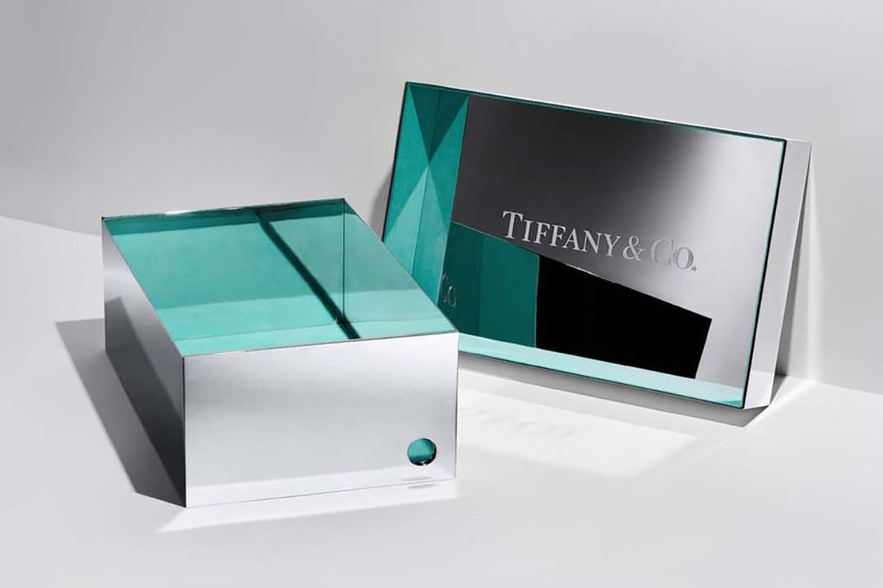 Tiffany & Co. x Nike box