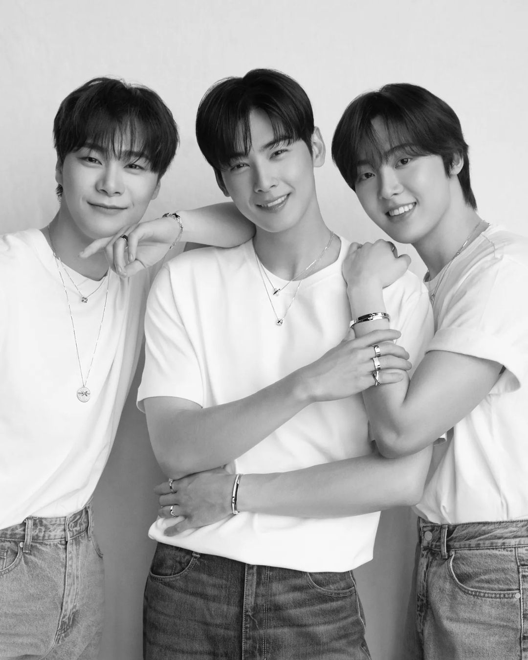 ASTRO 成員文彬「家中身亡」得年 25 歲，經紀公司悲痛證實！