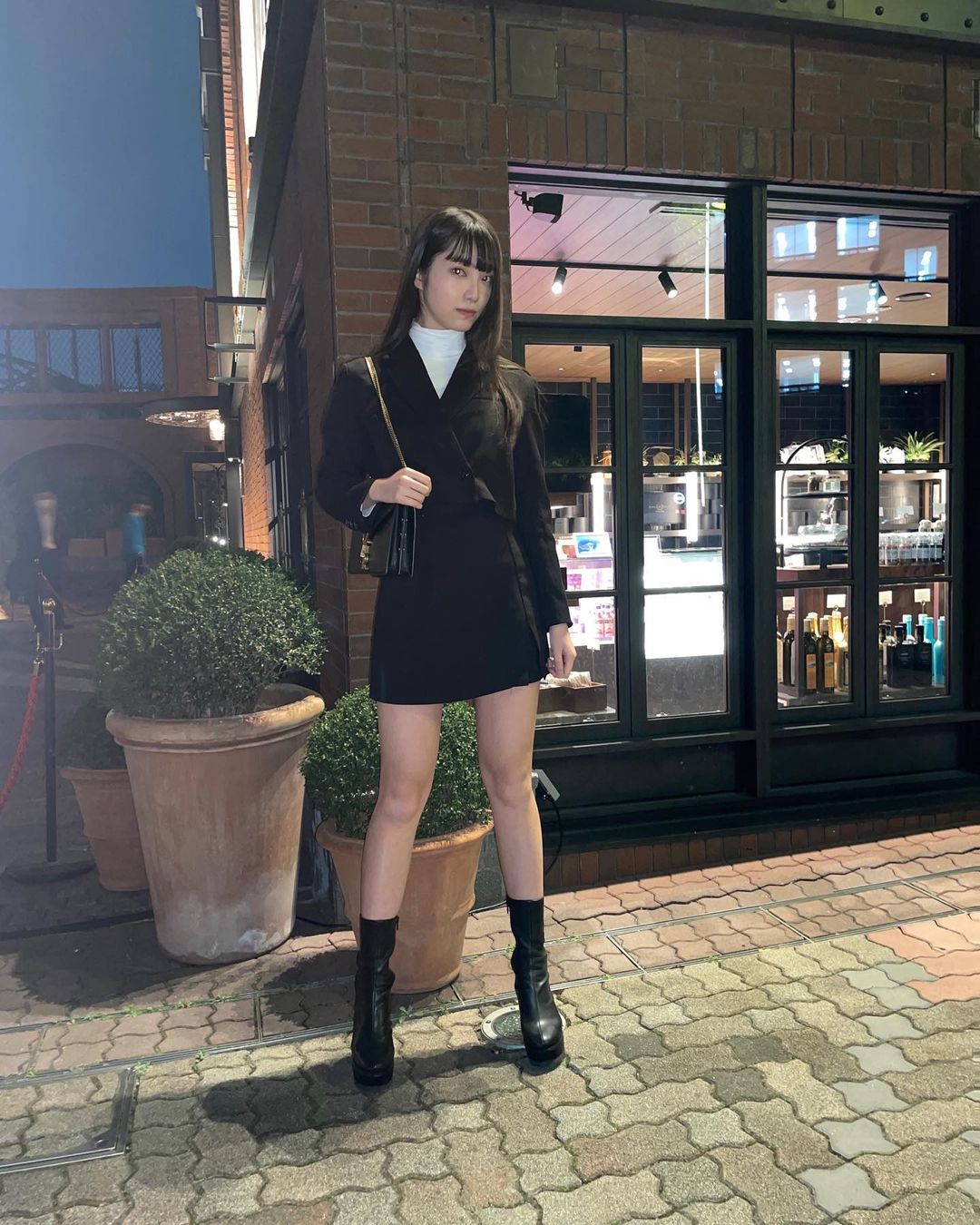 被封為「最可愛女高中生」！ 17 歲寫真偶像福田瑠美香，麥當勞、可口可樂指名找她拍廣告