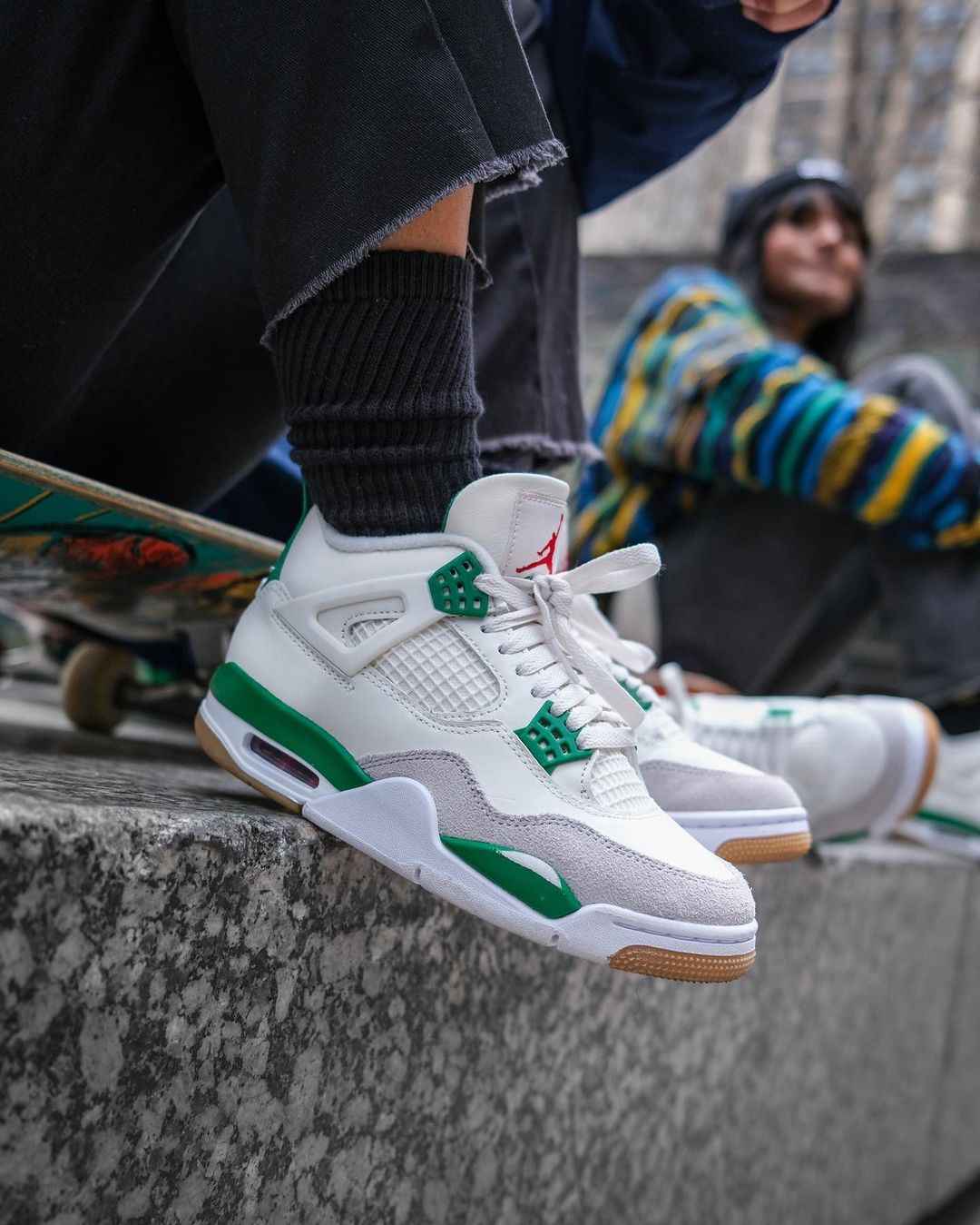 色有不同、各有千秋！消息稱 Nike SB x Air Jordan 4「藍色版本」今年襲來