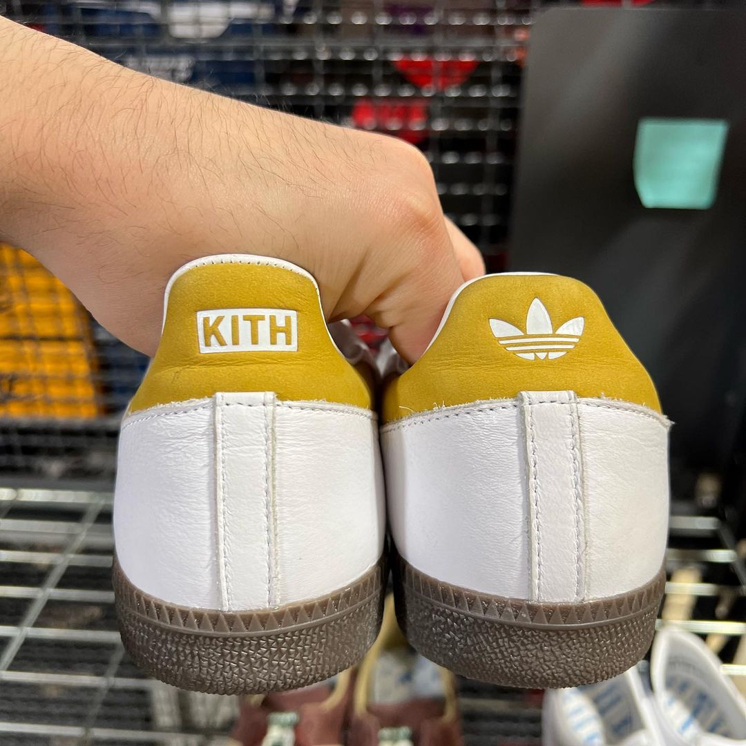 鵝黃質調加諸夏日氣息，KITH x adidas Originals Samba 最新聯乘無預警曝光！
