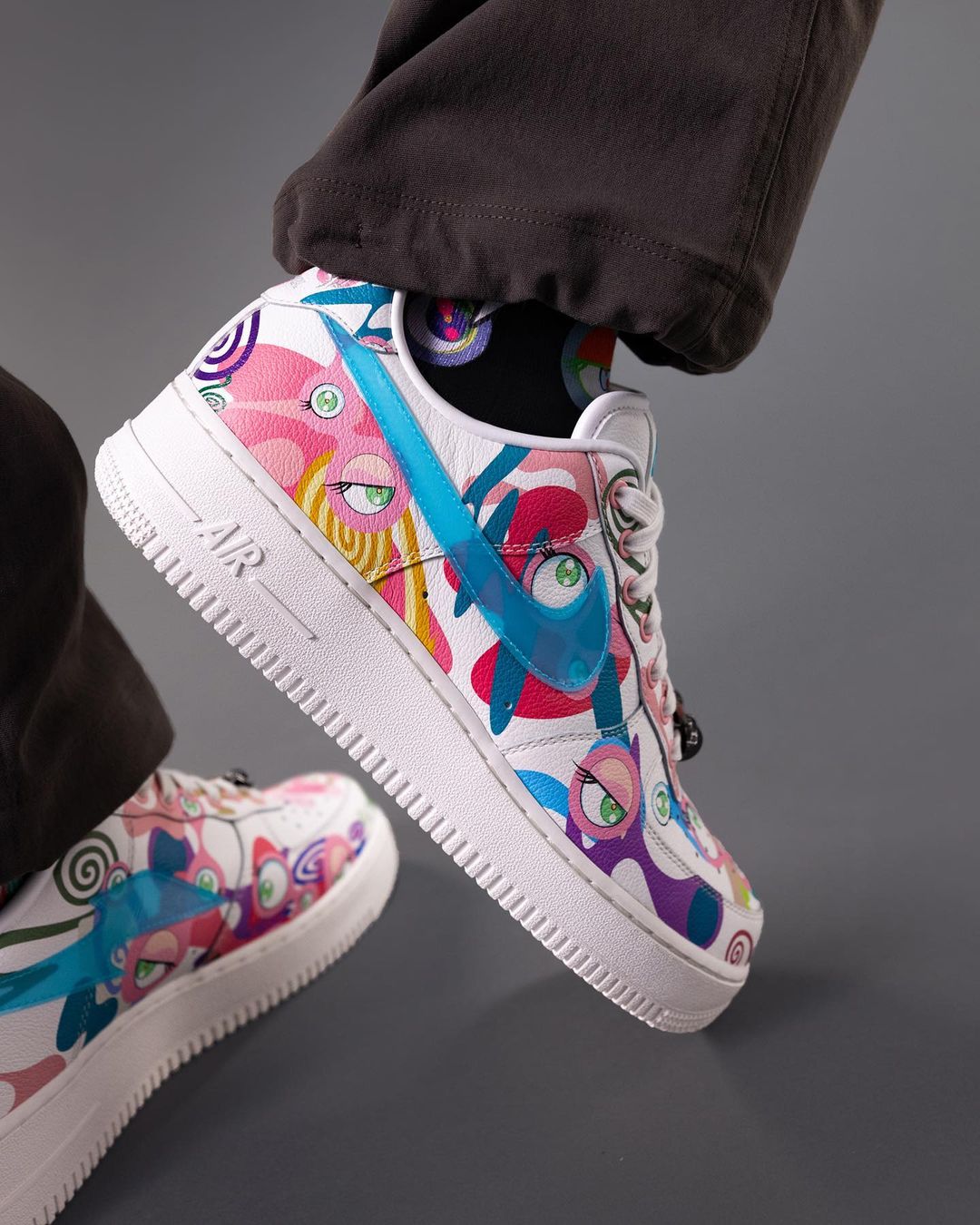 曾入手 NFT 潮人有福了！村上隆 x Nike RTFKT Air Force 1 Low 終於「實體化」來臨