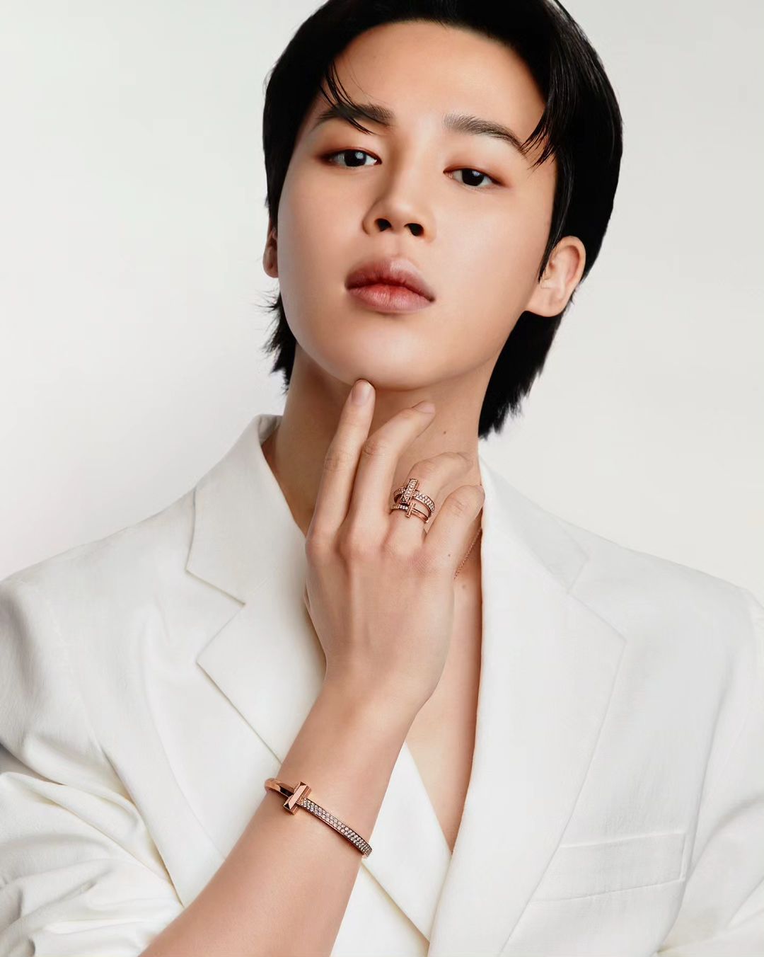 太想變成 BTS 智旻！加拿大演員赴韓砸 22 萬美金、整形 12 次　最終下場併發症離世