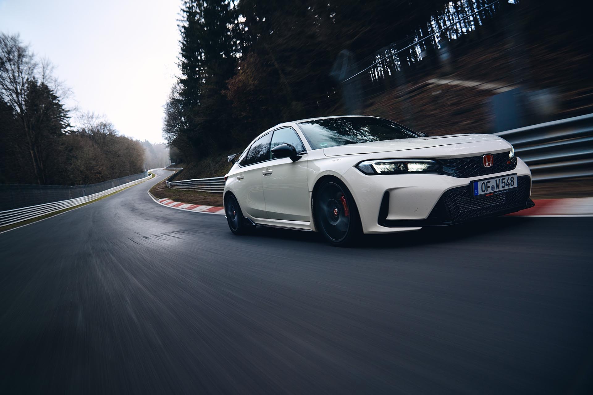 慢了 1 秒依然是紐北最速？Honda Civic Type R FL5 寫下最新單圈紀錄！