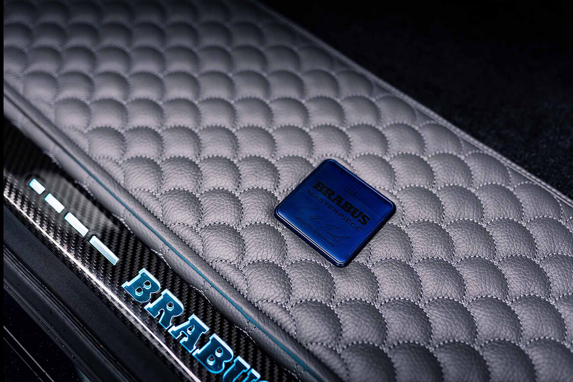 Brabus 900 Deep Blue-2