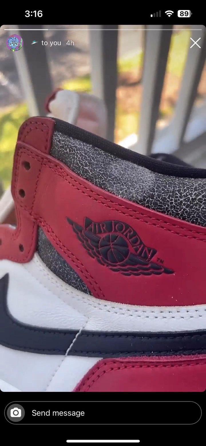 買鞋就像驚喜包？國外網友開箱驚喜「中獎」，Air Jordan 1 芝加哥、4 代閃電都遭殃！