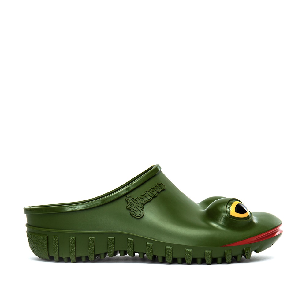 英國皇室竟也愛這隻青蛙？ JW Anderson x Wellipets 聯名「青蛙雨鞋」正式開賣