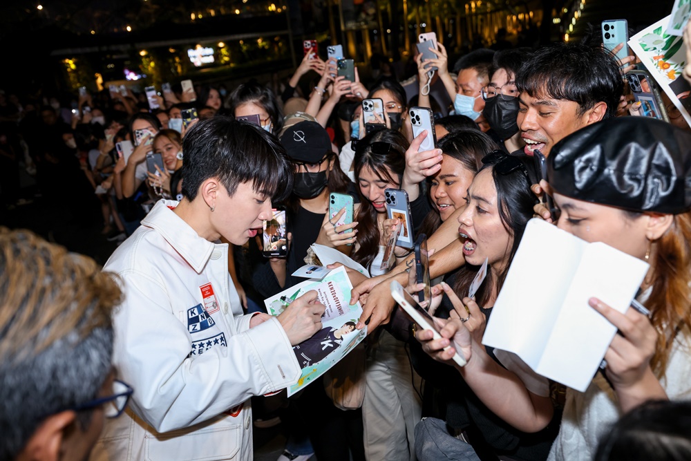 男神林柏宏參戰！ KENZO 全新推出「VARSITY JUNGLE 」系列，全亞洲名人聚集新加坡！