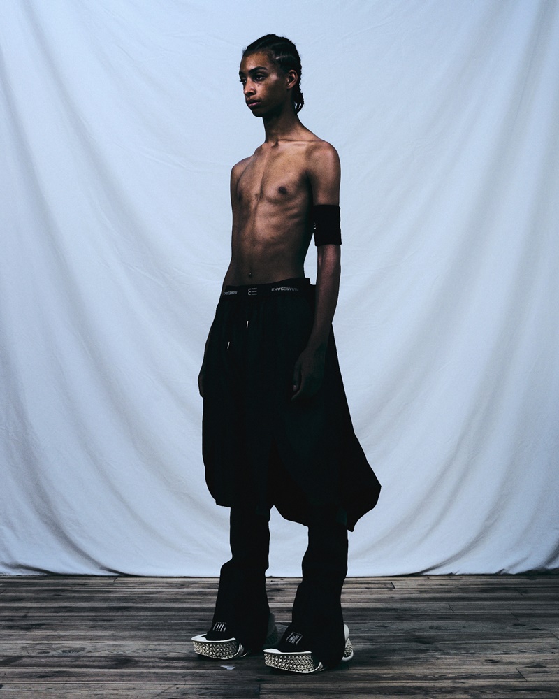 Virgil Abloh 御用攝影師掌鏡！ NAMESAKE 發佈 2023 春夏系列廣告形照「LIFEGUARD」