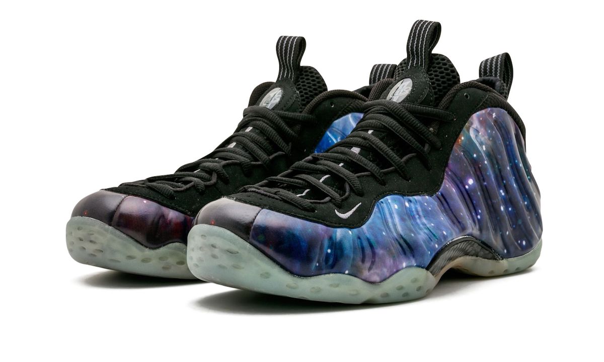 「銀河太空鞋」經典回歸？Nike Air Foamposite One “Galaxy” 據傳將於 2024 復刻登場 beanfun!