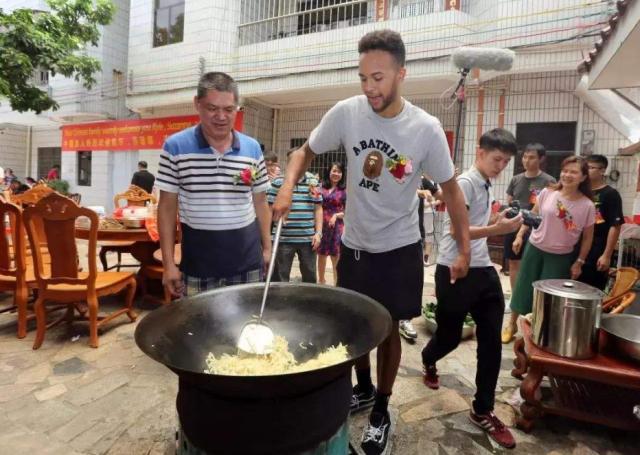 李凱爾