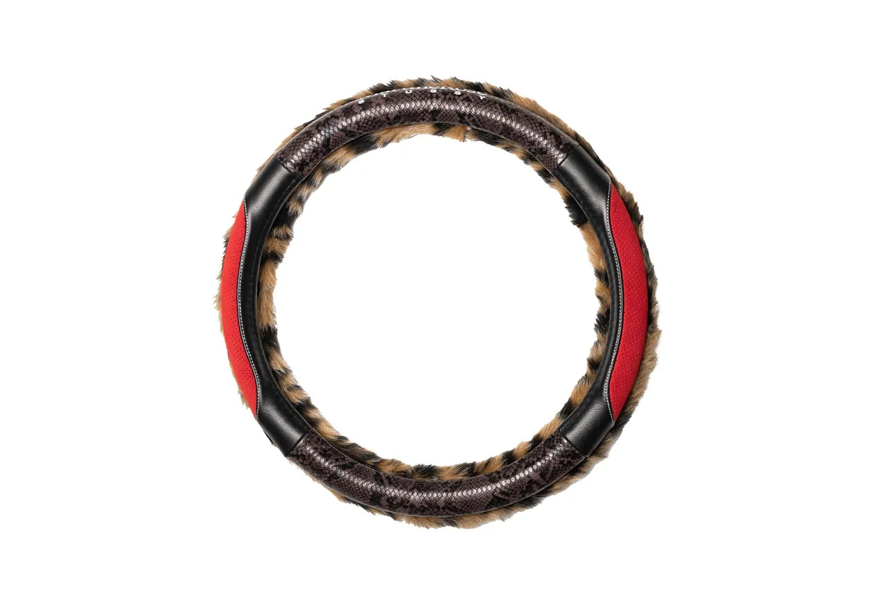 台灣販售預告｜汽車腳踏墊、擋風遮陽板都來了！ Martine Rose x Stüssy 聯乘系列即將開賣！