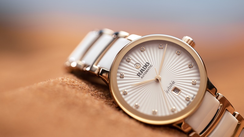 女神隋棠揭開沙漠神秘面紗！ Rado 瑞士雷達表全新 Centrix 晶萃系列盡顯奢華氣質！