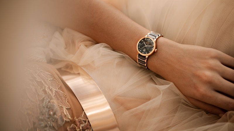 女神隋棠揭開沙漠神秘面紗！ Rado 瑞士雷達表全新 Centrix 晶萃系列盡顯奢華氣質！