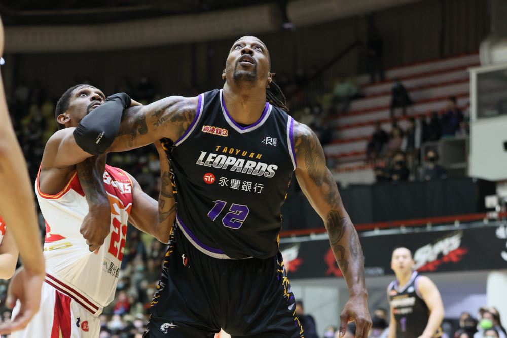 連在美都穿阿巴西球衣！魔獸將台粉絲禮物全放家中收藏，向球迷喊話：台灣永遠是我生命中重要的一部分！