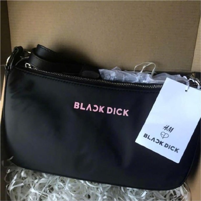 笑瘋！網友買 BLACKPINK 周邊小包竟買到「超爆笑」假貨！網友：真害羞⋯⋯