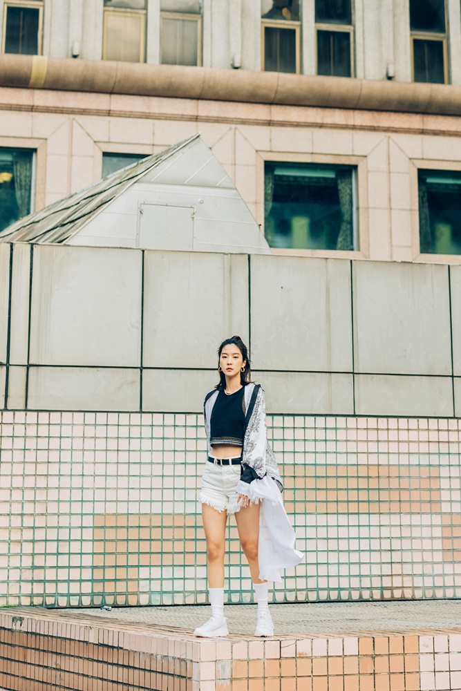 突破英倫街頭框架！ ALLSAINTS 走進陽明山打造全新「 GO OUT 」形象廣告，衝破山林城市穿搭極限！