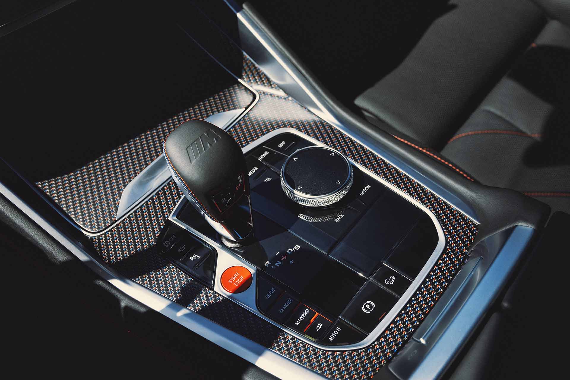 啪，沒了？！BMW M 推出 XM Label Red 限量車型，1/500 的機會稍縱即逝！