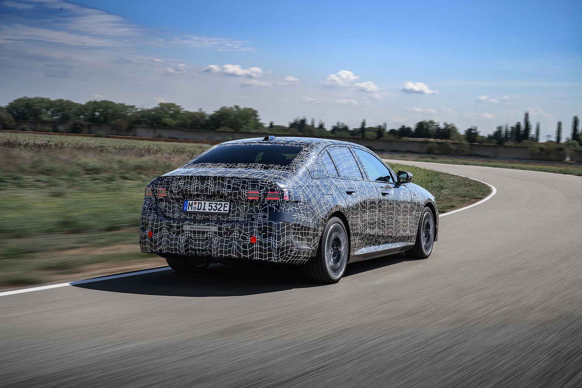 BMW i5-2