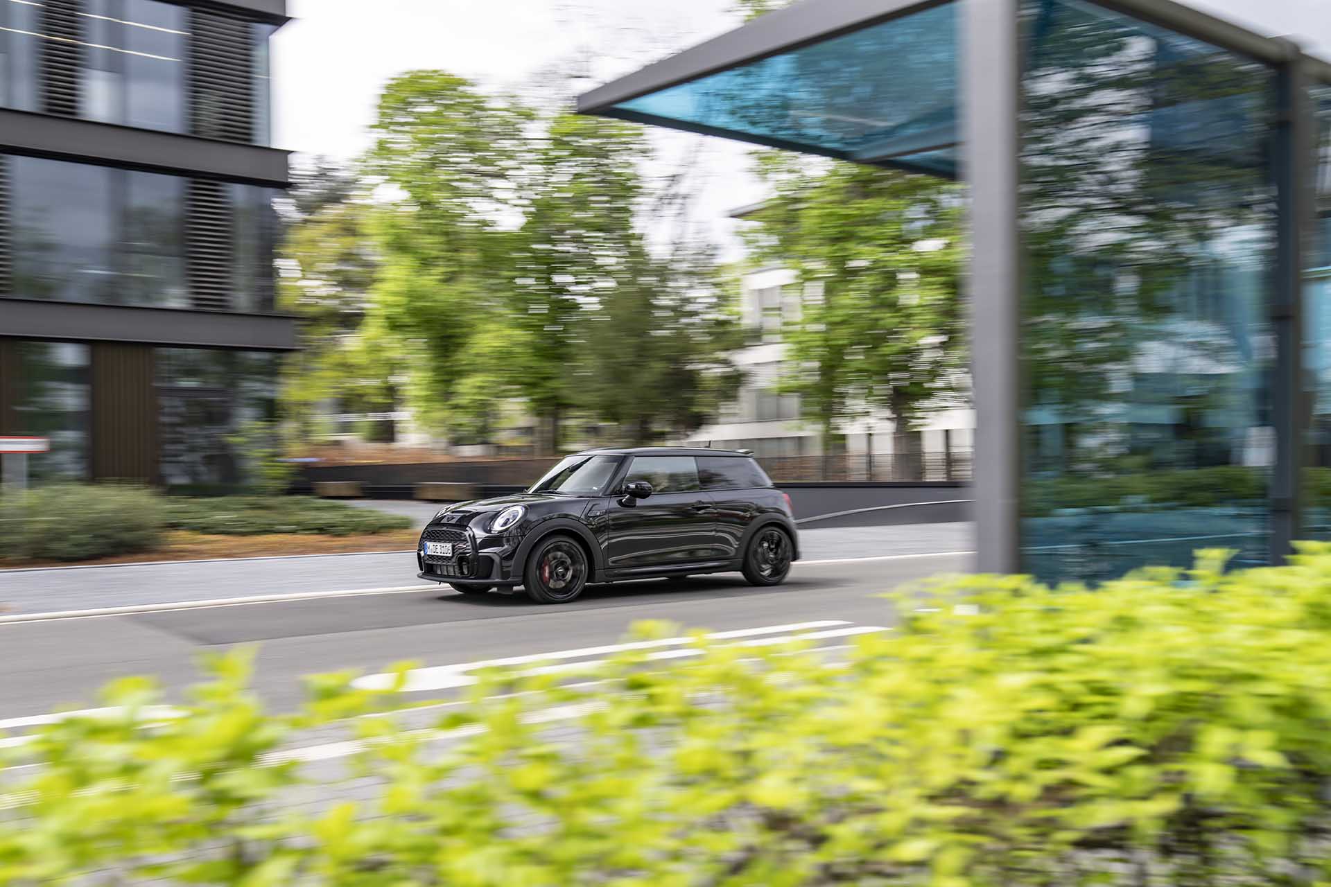Mini John Cooper Works 1to6 Edition-4