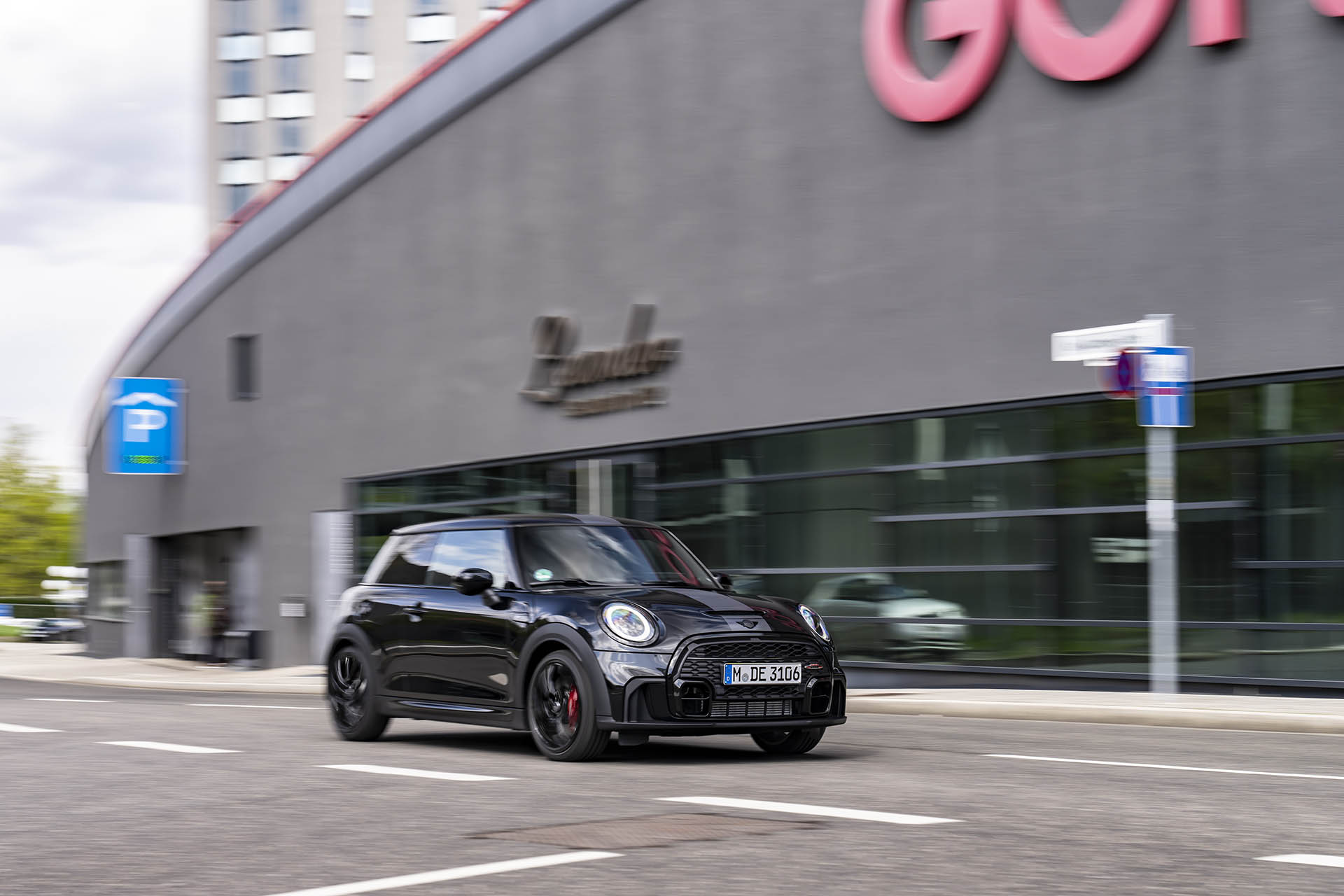 手擼情懷總是詩，Mini JCW 1to6 特仕版正式推出、全球僅有 999 輛配額！