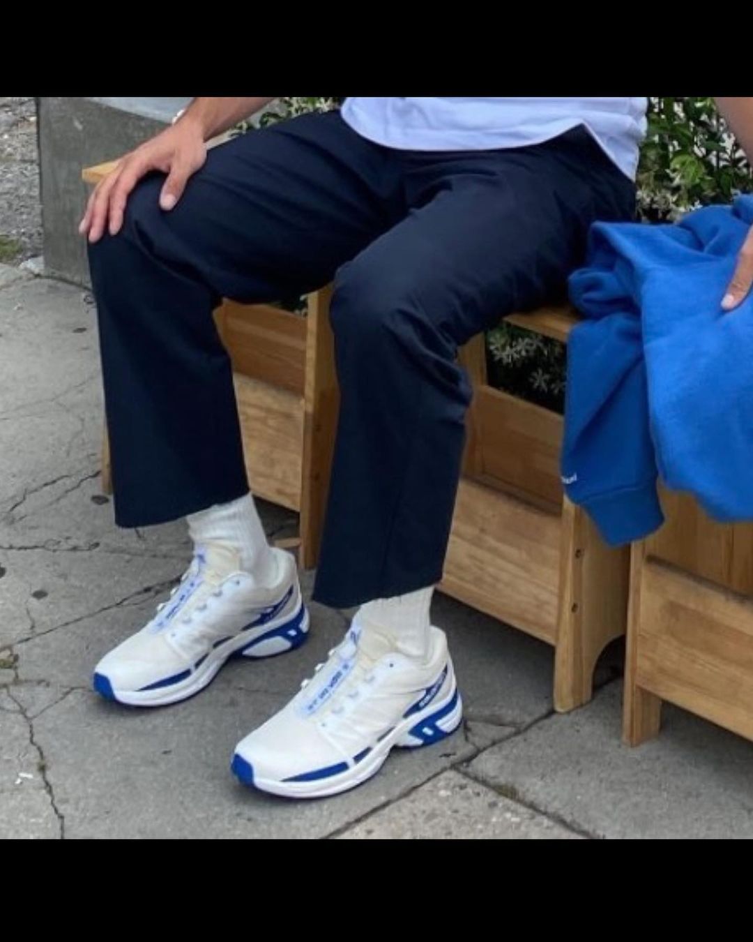 雙方首度交手！JJJJound x Salomon 曝光全新聯名鞋款，極簡再度席捲 Outdoor 圈！