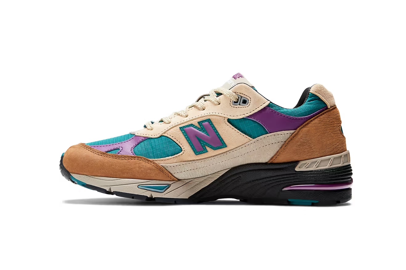 PALACE x New Balance 991