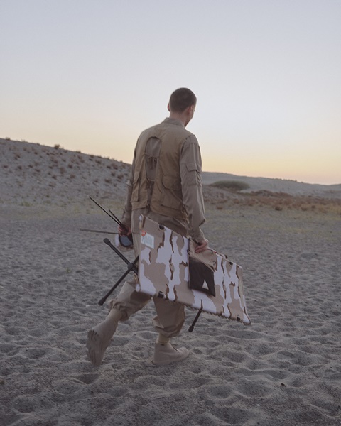 戰鬥感沙漠迷彩注入！ INVINCIBLE® x Helinox 「Tactical Storm」重磅限定聯名再襲