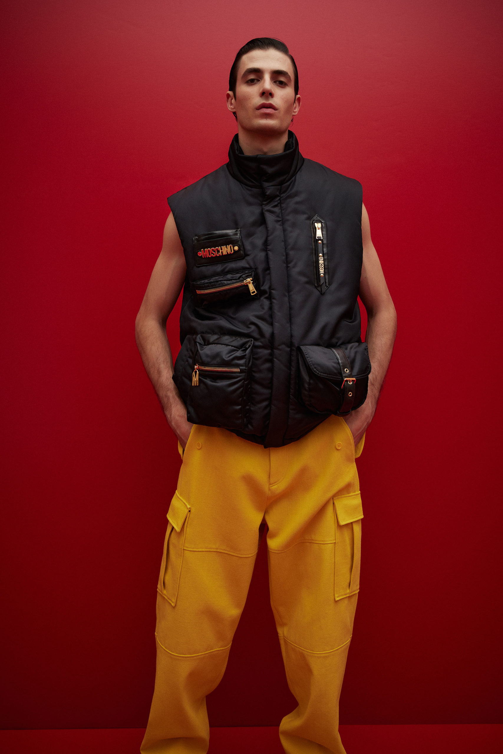 100% 純正 MOSCHINO！MOSCHINO 2024 早春女裝系列與春夏男裝系列釋出！