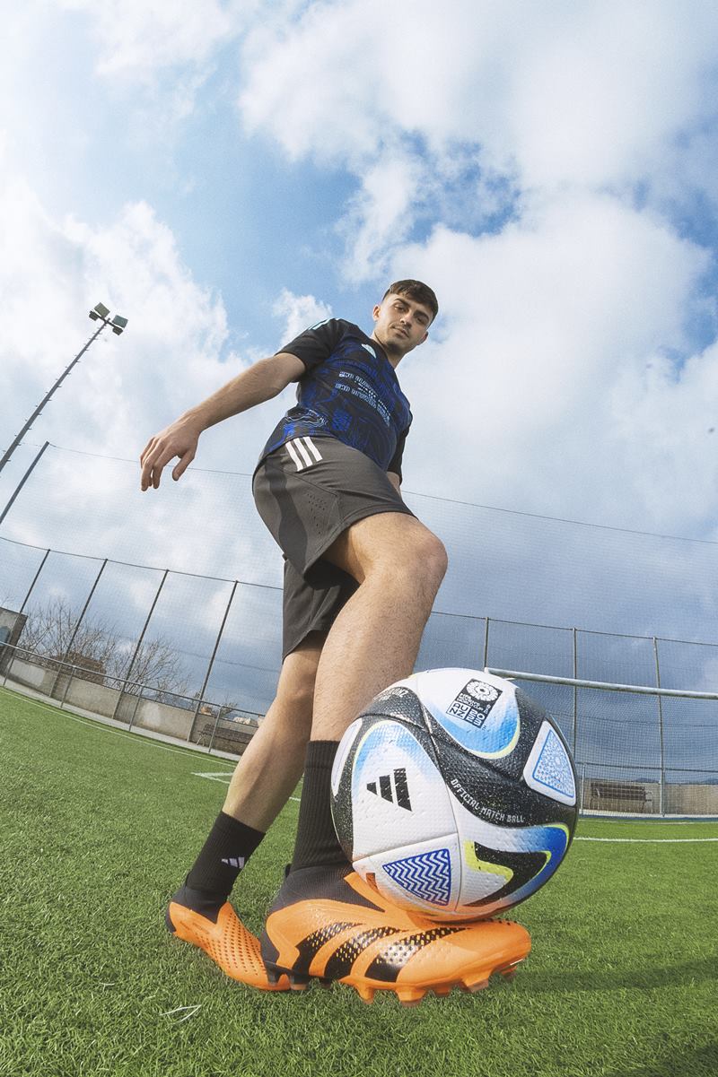 響應地球環保！adidas 再攜手海洋環保組織 Parley 打造聯名鞋款，加碼「為地球而動」捐款活動！