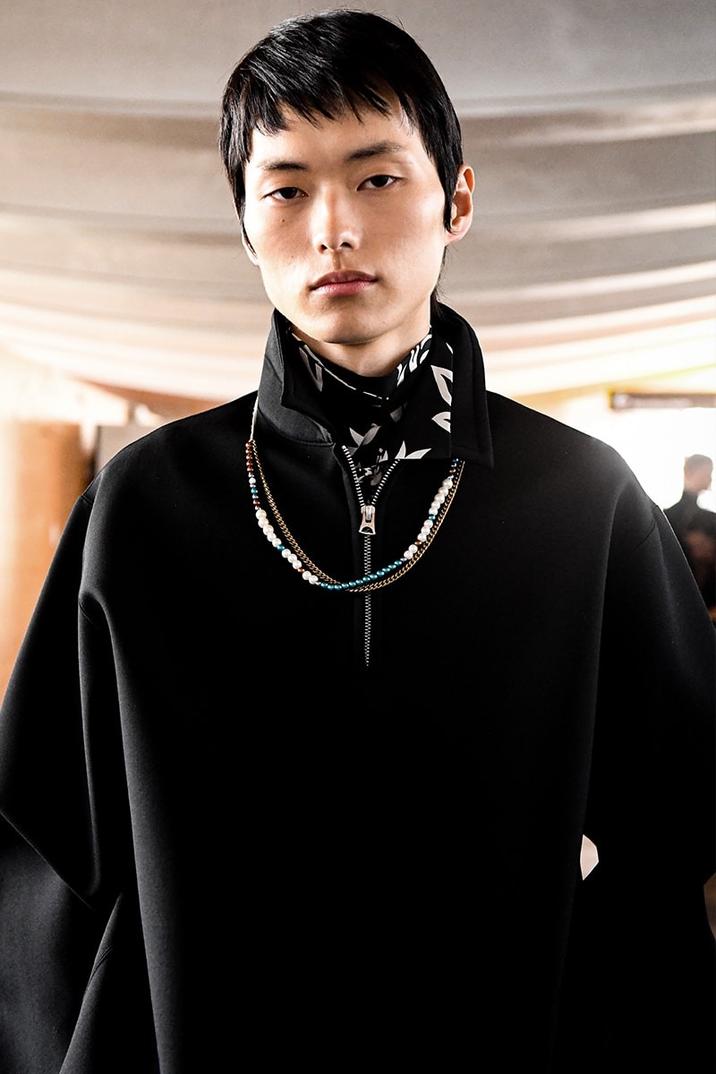 sacai x Carhartt WIP 全新聯名系列登場，工裝外套、MA-1 滿滿高級感太犯規！