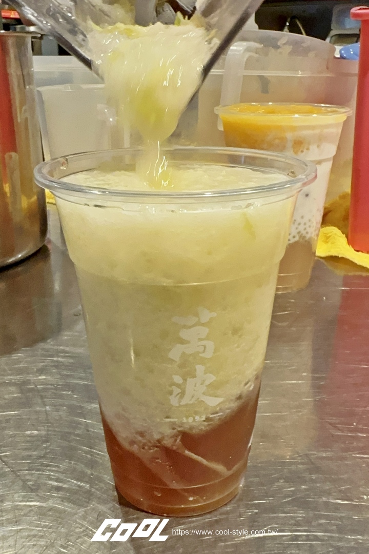 萬波芒果季！幼齒的芒果青變身「情人果冰」手搖飲酸甜消暑，加碼「楊枝甘露」回歸必喝！