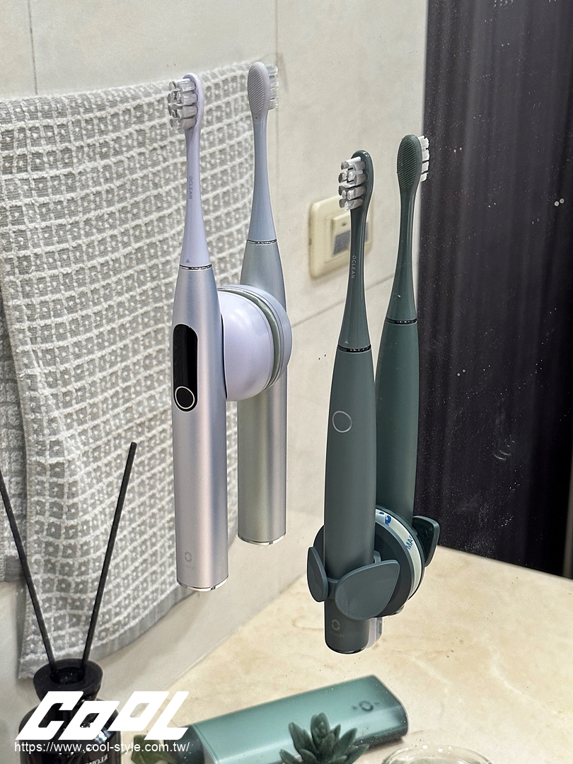 COOL開箱｜AI 智慧的結晶「Oclean X Pro Digital 智能音波電動牙刷」讓刷牙變好玩、打卡簽到刷頭免費兌換