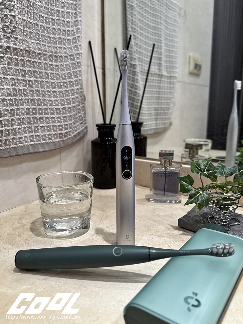 COOL開箱｜AI 智慧的結晶「Oclean X Pro Digital 智能音波電動牙刷」讓刷牙變好玩、打卡簽到刷頭免費兌換