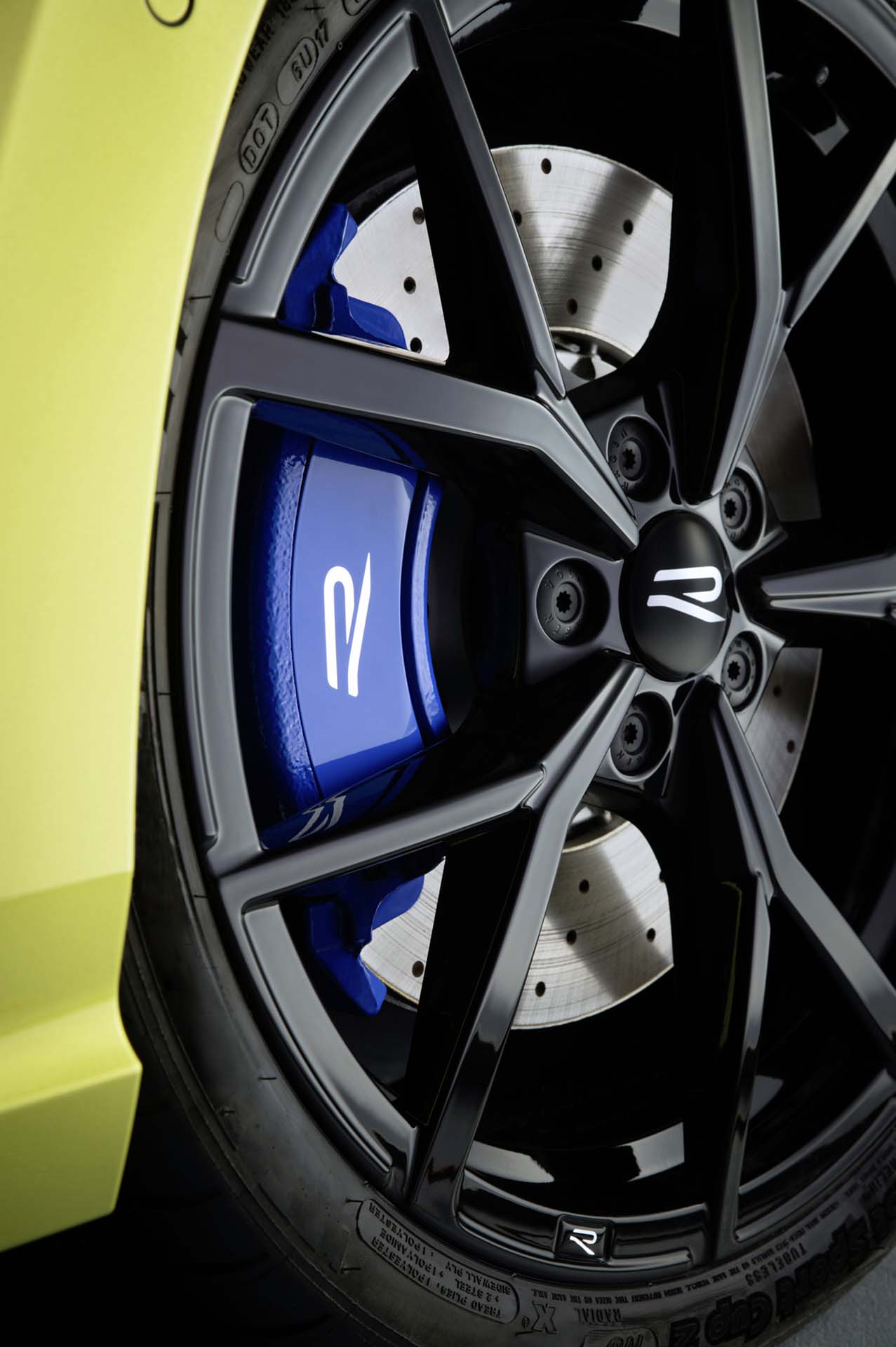 怒掃一波！Volkswagen Golf R 333 限量車正式發表，上架即完售！