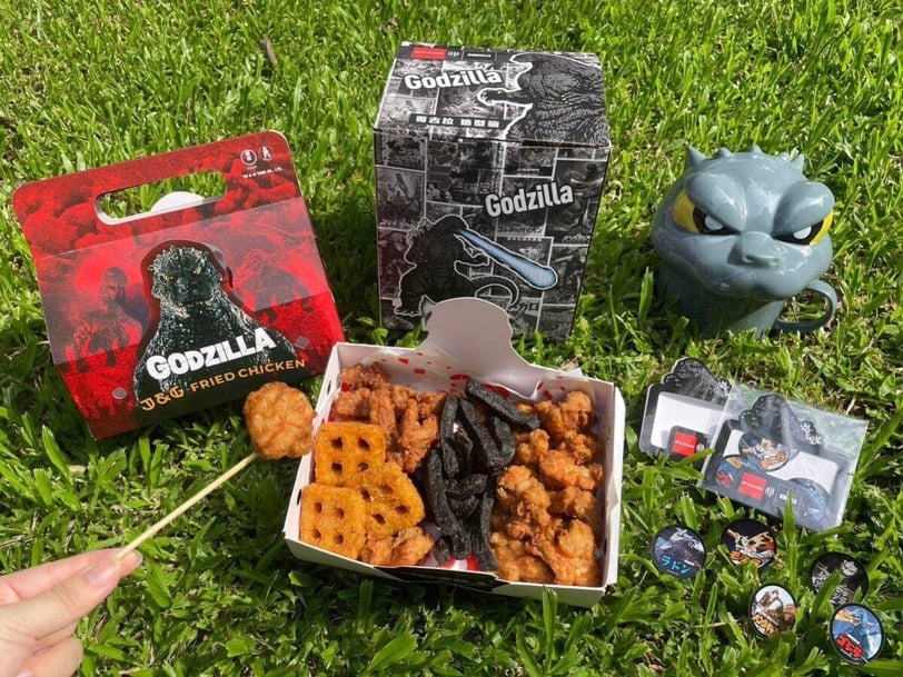 繼光香香雞╳哥吉拉聯名！台灣限定「怪獸造型碗+哥吉拉重量餐」，限定主題店粉絲必去！